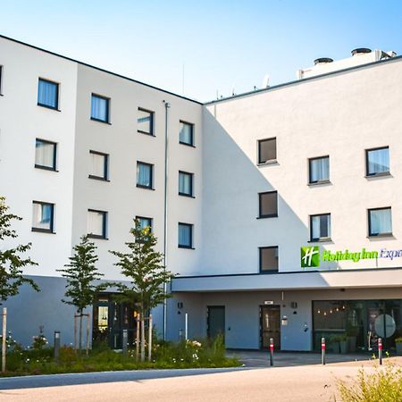 Holiday Inn Express Munich - Olching By Ihg Экстерьер фото