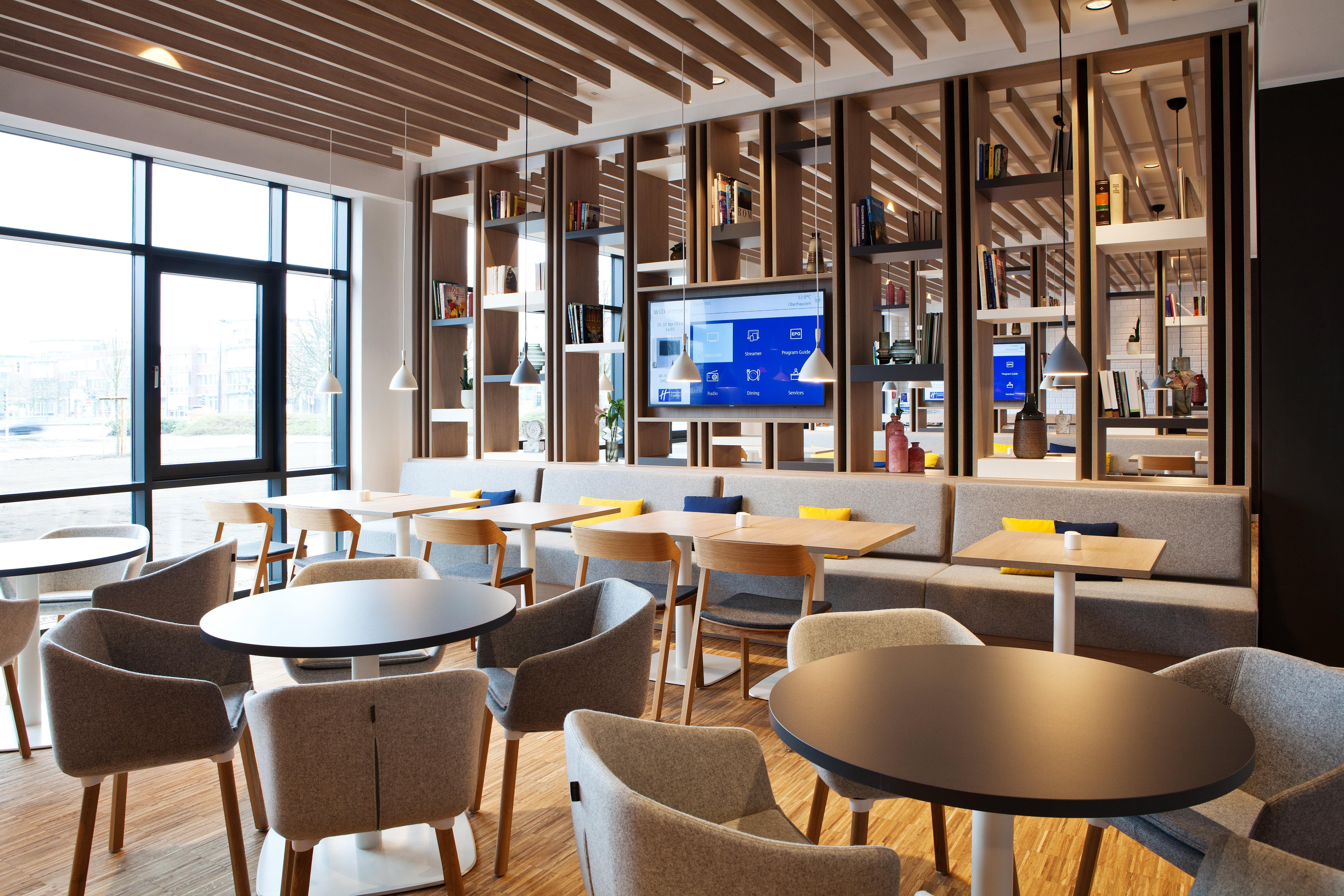 Holiday Inn Express Munich - Olching By Ihg Экстерьер фото