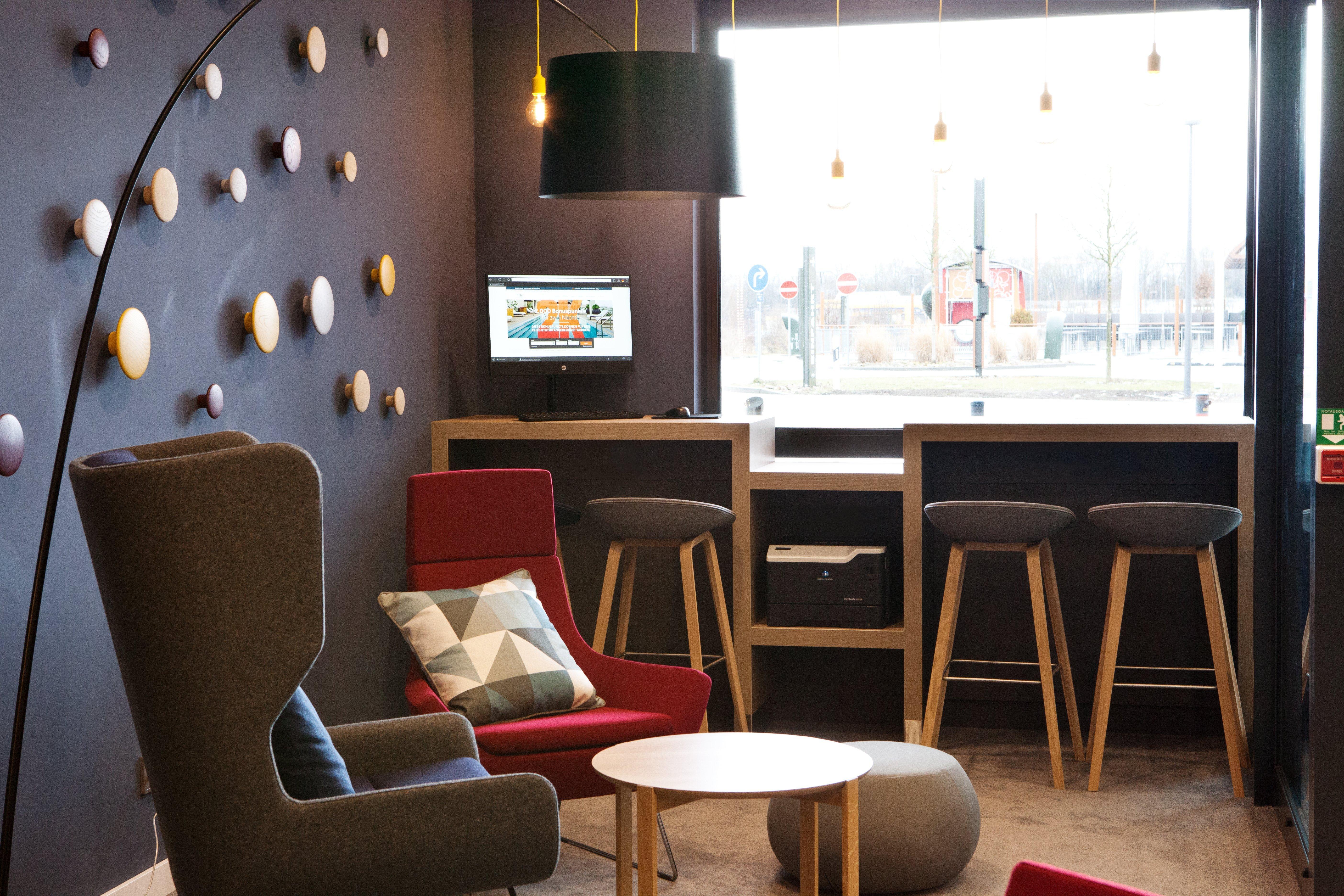 Holiday Inn Express Munich - Olching By Ihg Экстерьер фото